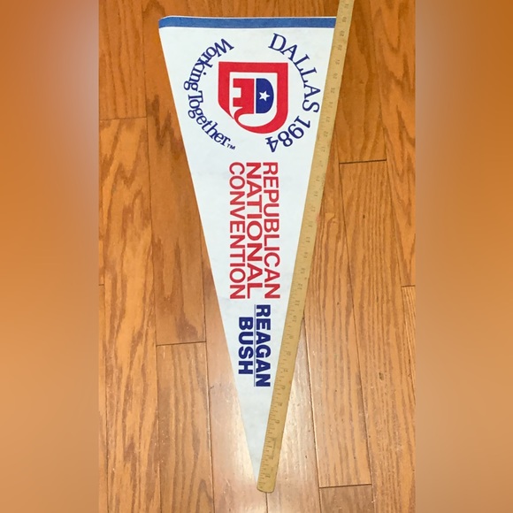 1984 Vintage Dallas Texas REPUBLICAN NATIONAL CONVENTION Pennant Flag - Picture 4 of 8